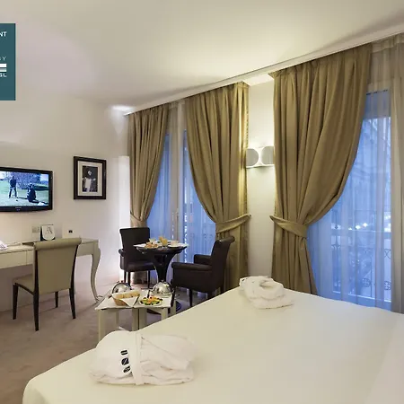 Maison | Esperienze 4* מילאנו